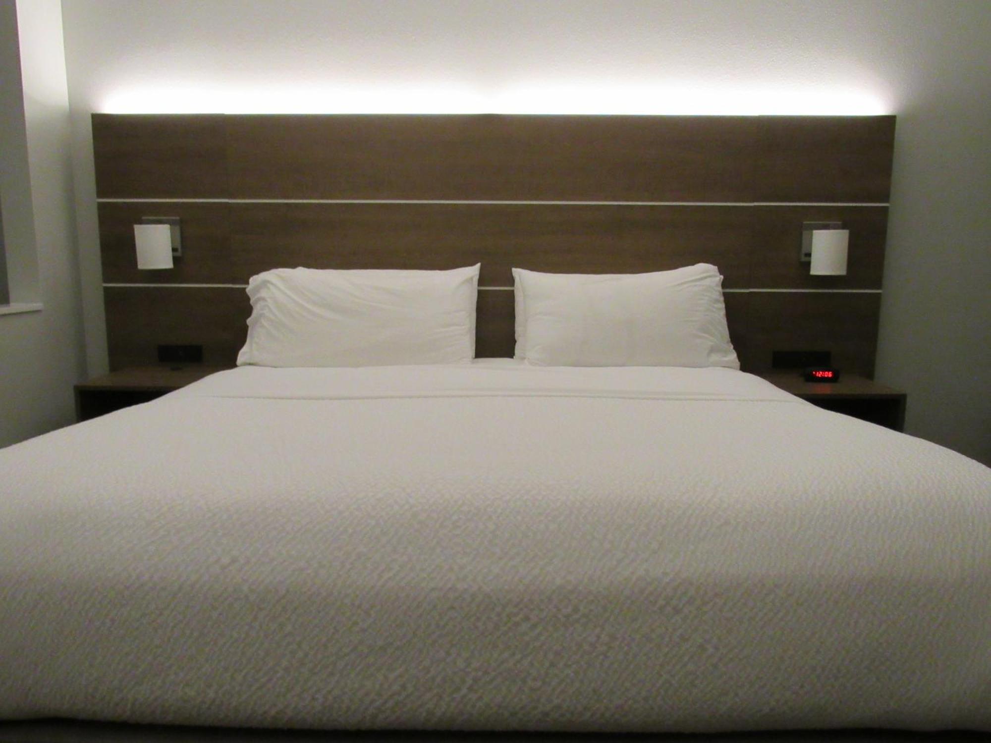 Holiday Inn Express Hotel & Suites Lincoln South By Ihg Buitenkant foto