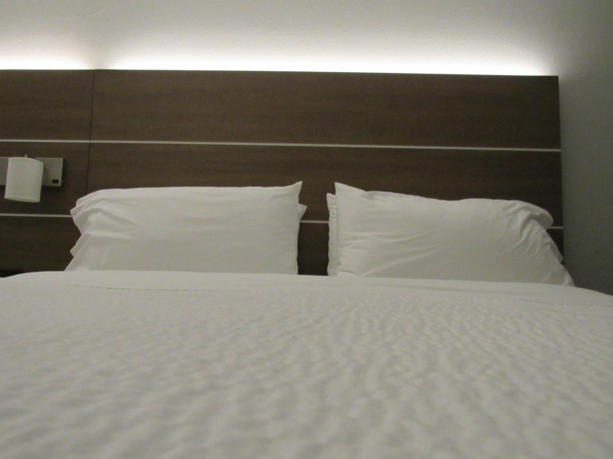 Holiday Inn Express Hotel & Suites Lincoln South By Ihg Buitenkant foto