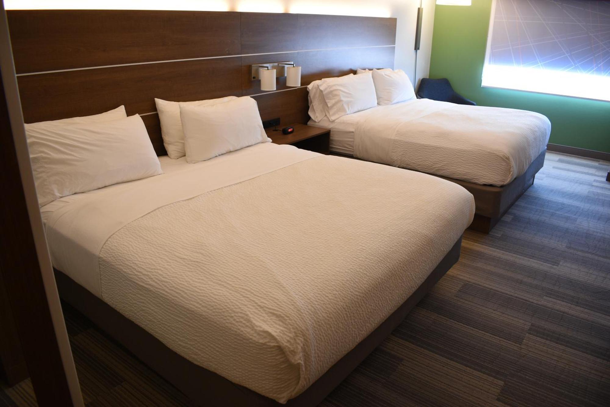 Holiday Inn Express Hotel & Suites Lincoln South By Ihg Buitenkant foto