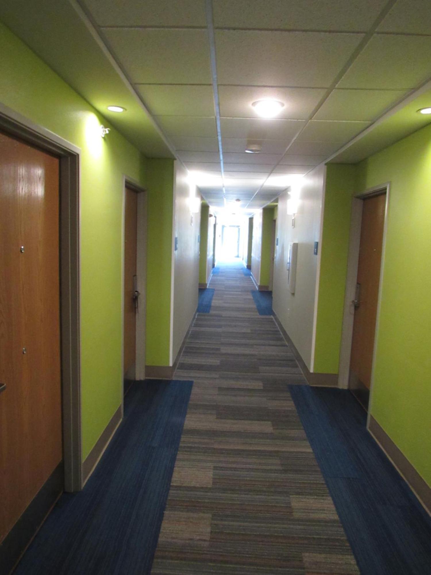 Holiday Inn Express Hotel & Suites Lincoln South By Ihg Buitenkant foto