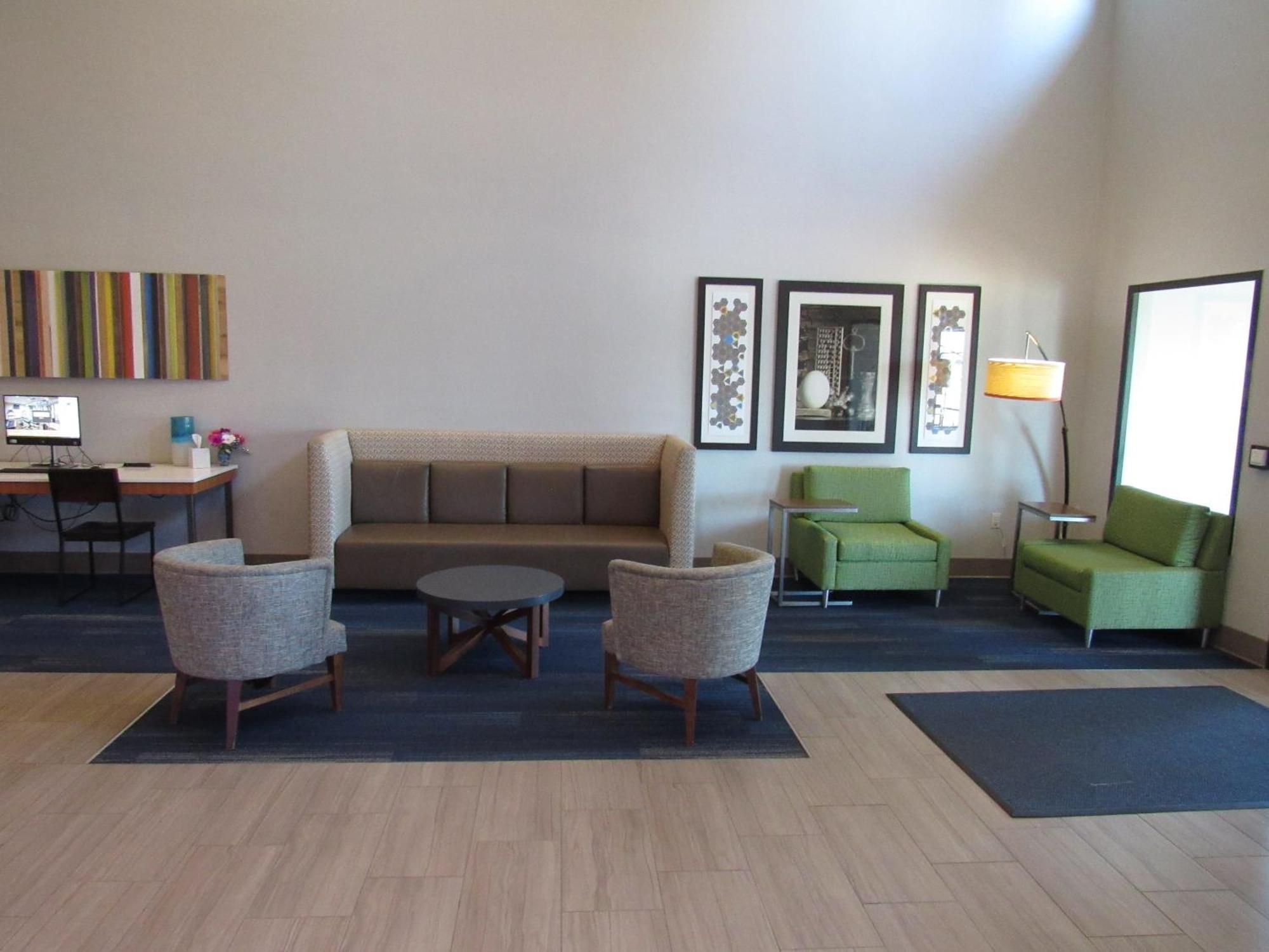 Holiday Inn Express Hotel & Suites Lincoln South By Ihg Buitenkant foto