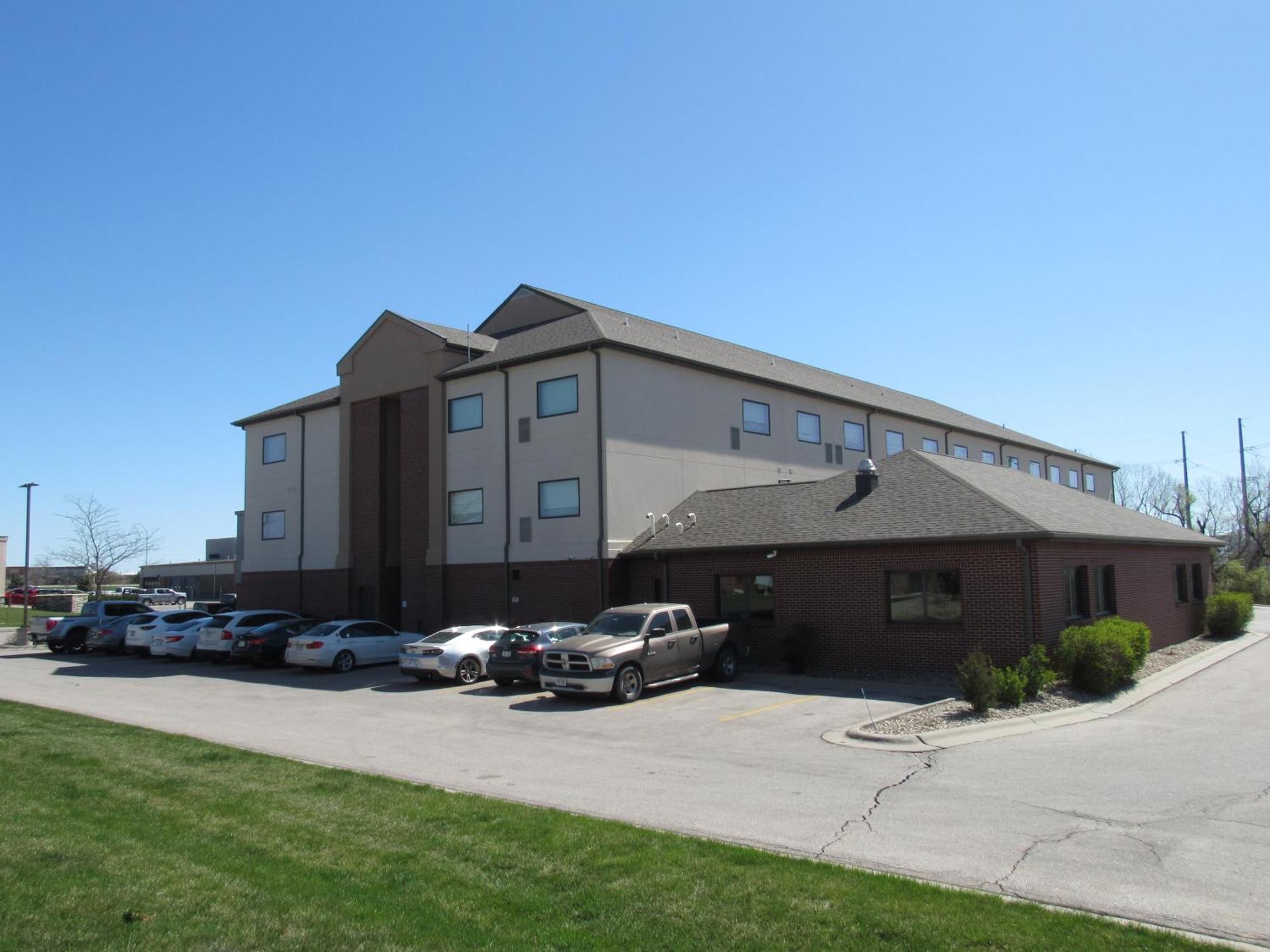 Holiday Inn Express Hotel & Suites Lincoln South By Ihg Buitenkant foto